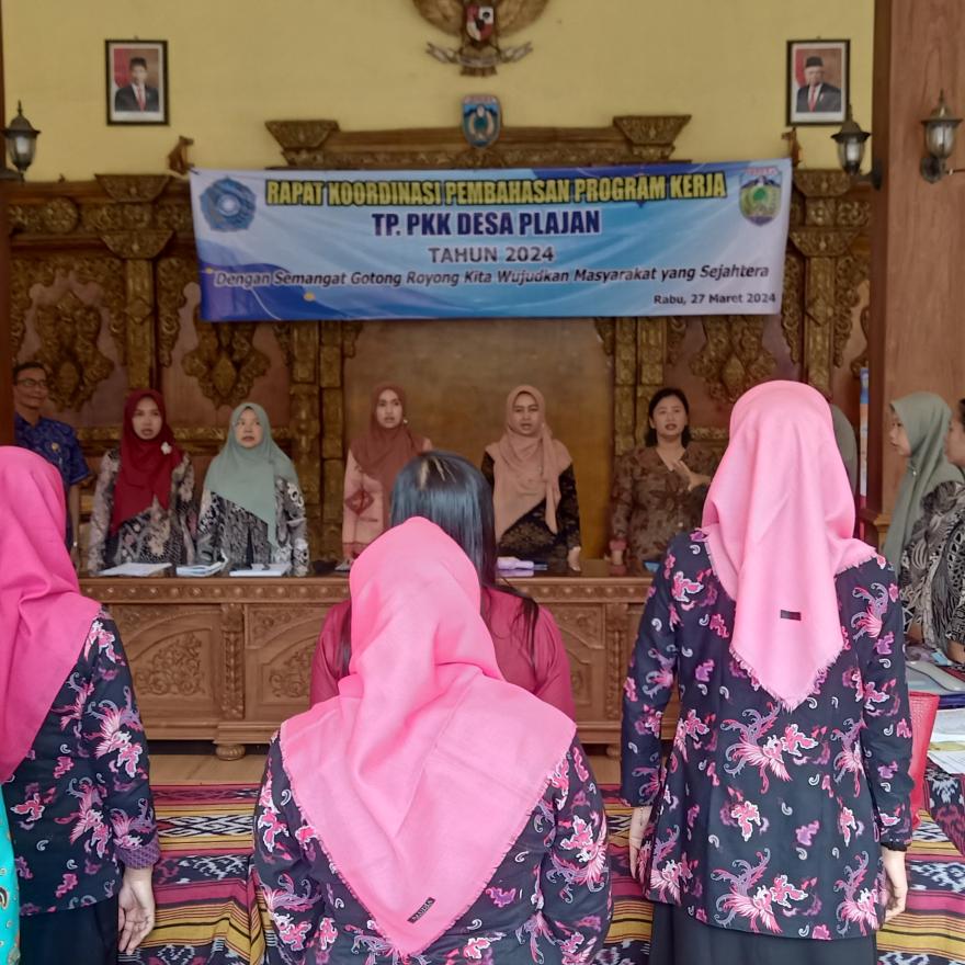 RAPAT KORDINASI PEMBAHASAN PROGRAM KERJA  TP.PKK DESA PLAJAN TAHUN 2024